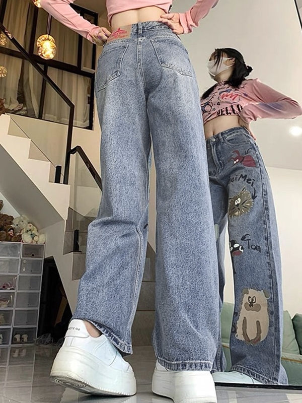Animal Graffiti Print High Rise Boyrfriend Jeans-3