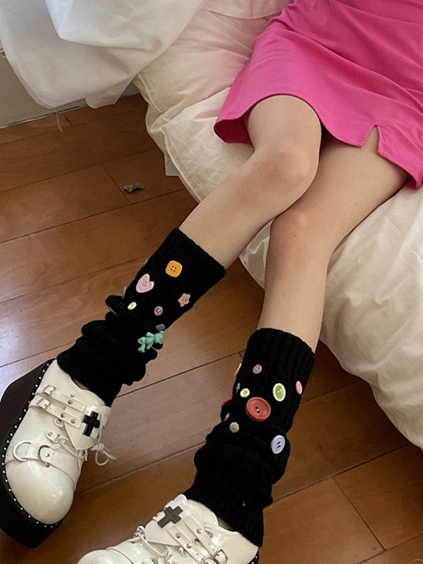 Button Embellished Cable Knit Leg Warmer-2