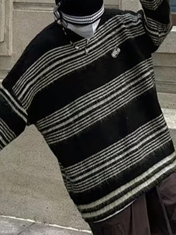 Men' Fuzzy Stripe Print Loose Sweater-3