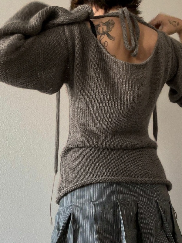 Solid Color Backless Lace Up Long Sleeve Knit-1