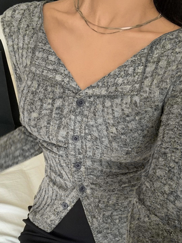 Lapel Neck Ruched Slim Long Sleeve Knit-3